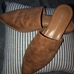 Brown Pointed Mules